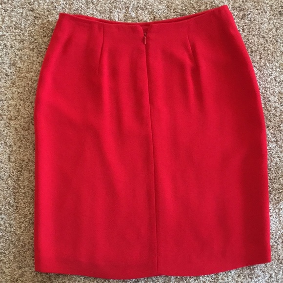 Prominence by Dane Lewis red oversized slit skirt - Picture 4 of 5